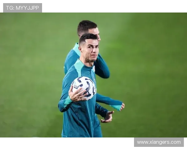 C罗坦言愿为国家队奉献一生不再效力任何俱乐部