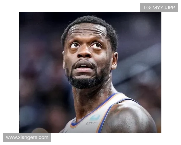 兰德尔第三节火力全开单节砍下10分助力球队前三节拿到23分表现抢眼